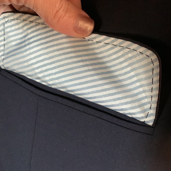 NWOT LANDS’ END Navy Blue Blazer - Picture 11 of 14